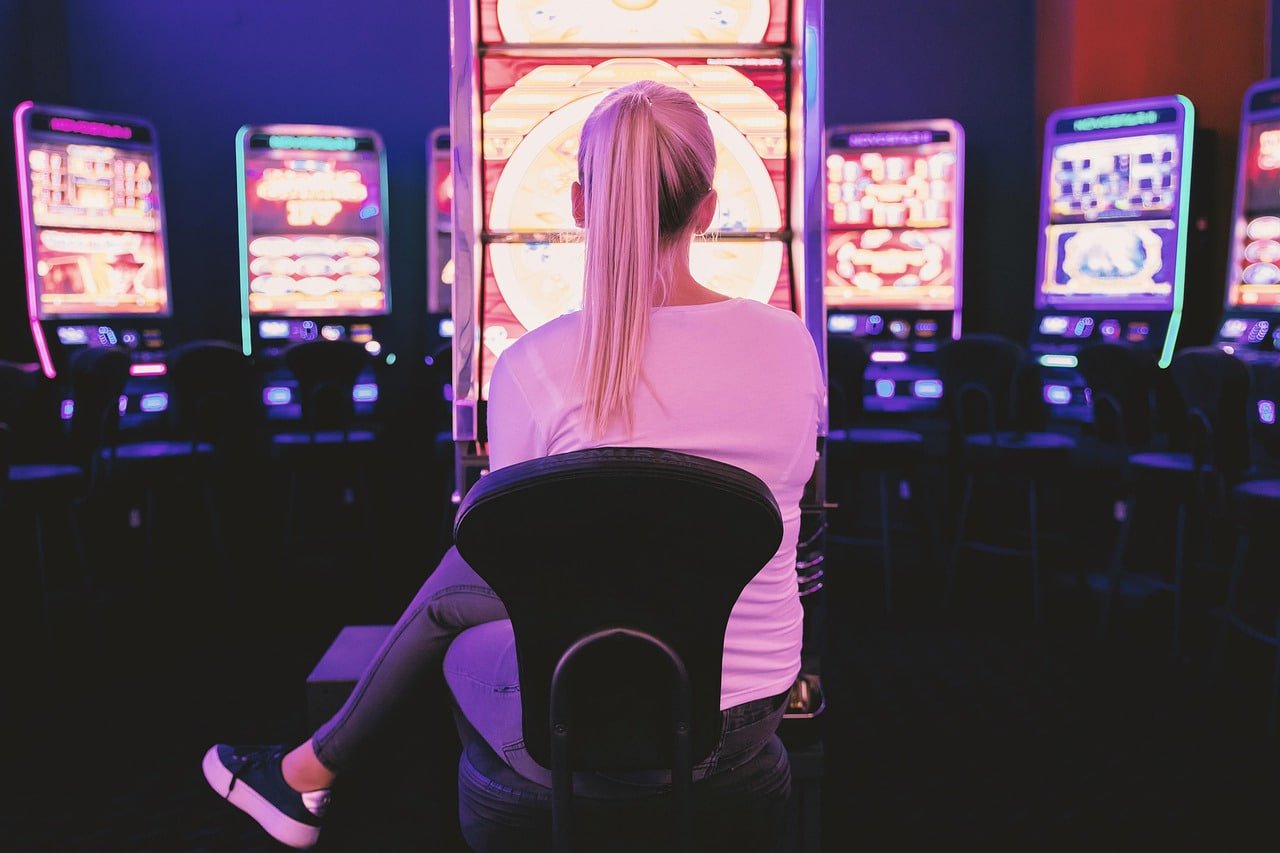 Tampilan lobby game kemang88 dengan berbagai kategori taruhan olahraga dan kasino